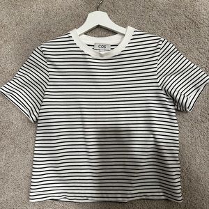Cos tshirt